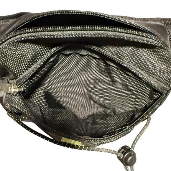 Amphipod Hydration Belt RunLite Air Stretch Trail Adjustable Belt Bottles NEW - Picture 8 of 13